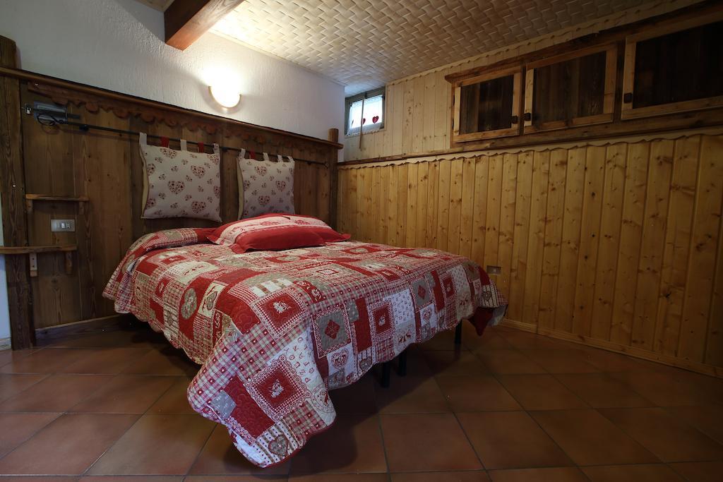 La Belette Appartement La Thuile Kamer foto